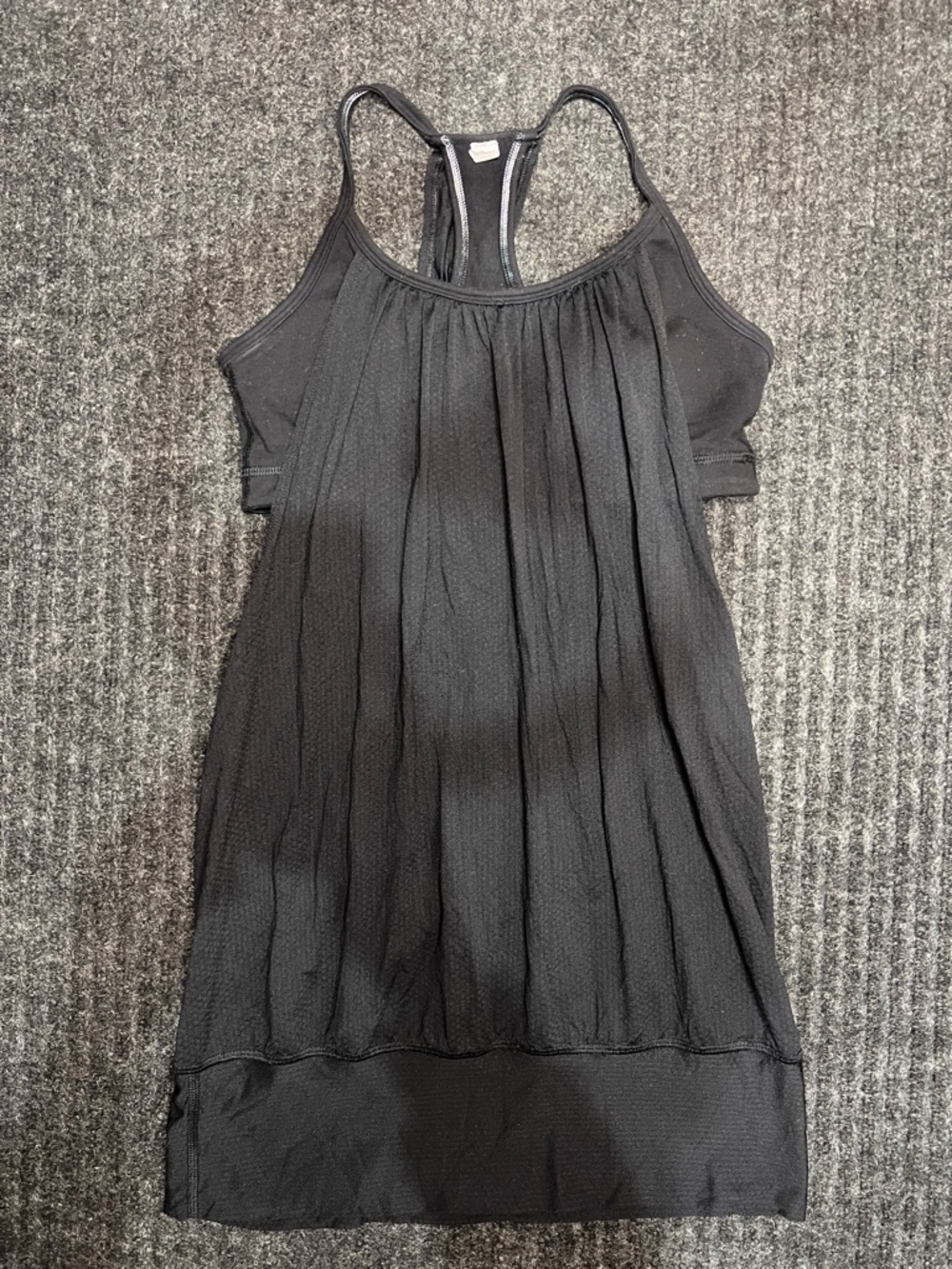 Lululemon Womens Tank Top Built In Bra Black Racerback Athletic Size 4